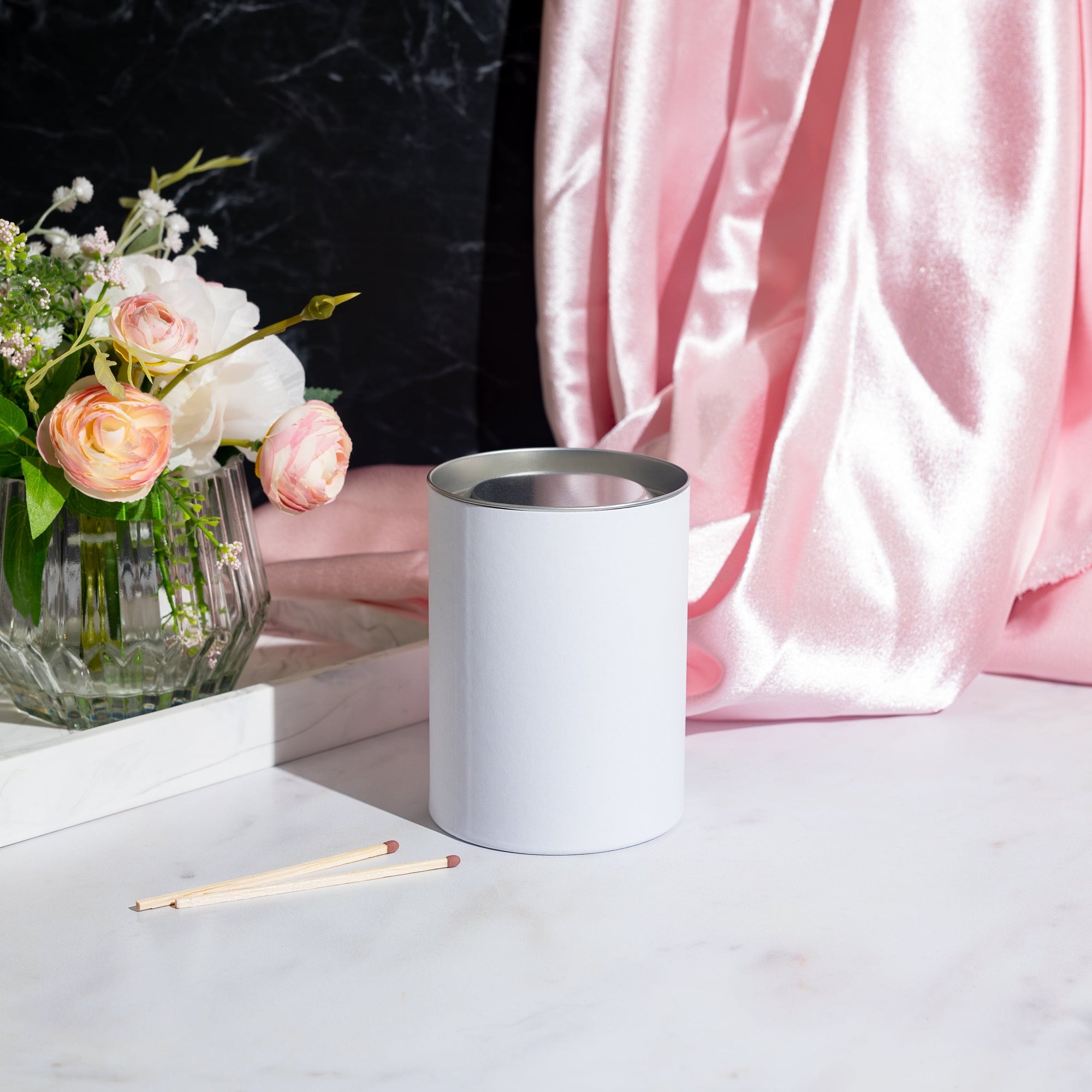 Weiße zylindrische Kerzenbox (Größe 3)