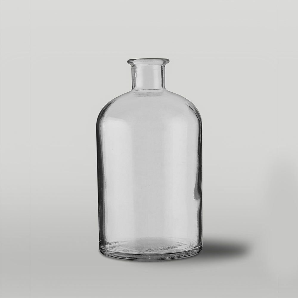 1 Litre glass diffuser bottle on a gray background