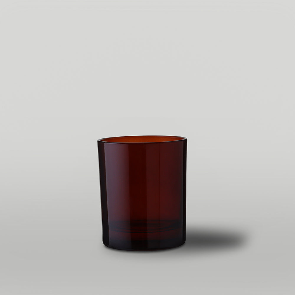 Amber 20cl candle jar on a grey background