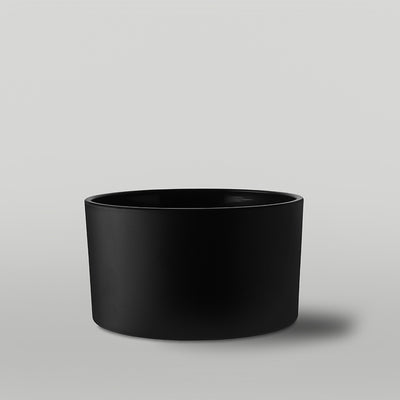 50cl matt black Lotti candle jar on a grey background