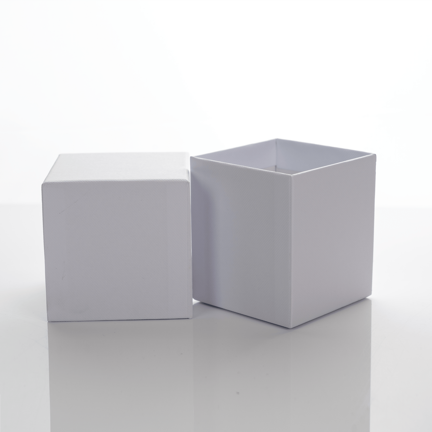 Candle Shack Candle Box Rigid Box For 20cl Lotti - White